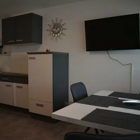 Ohanna Apartment *